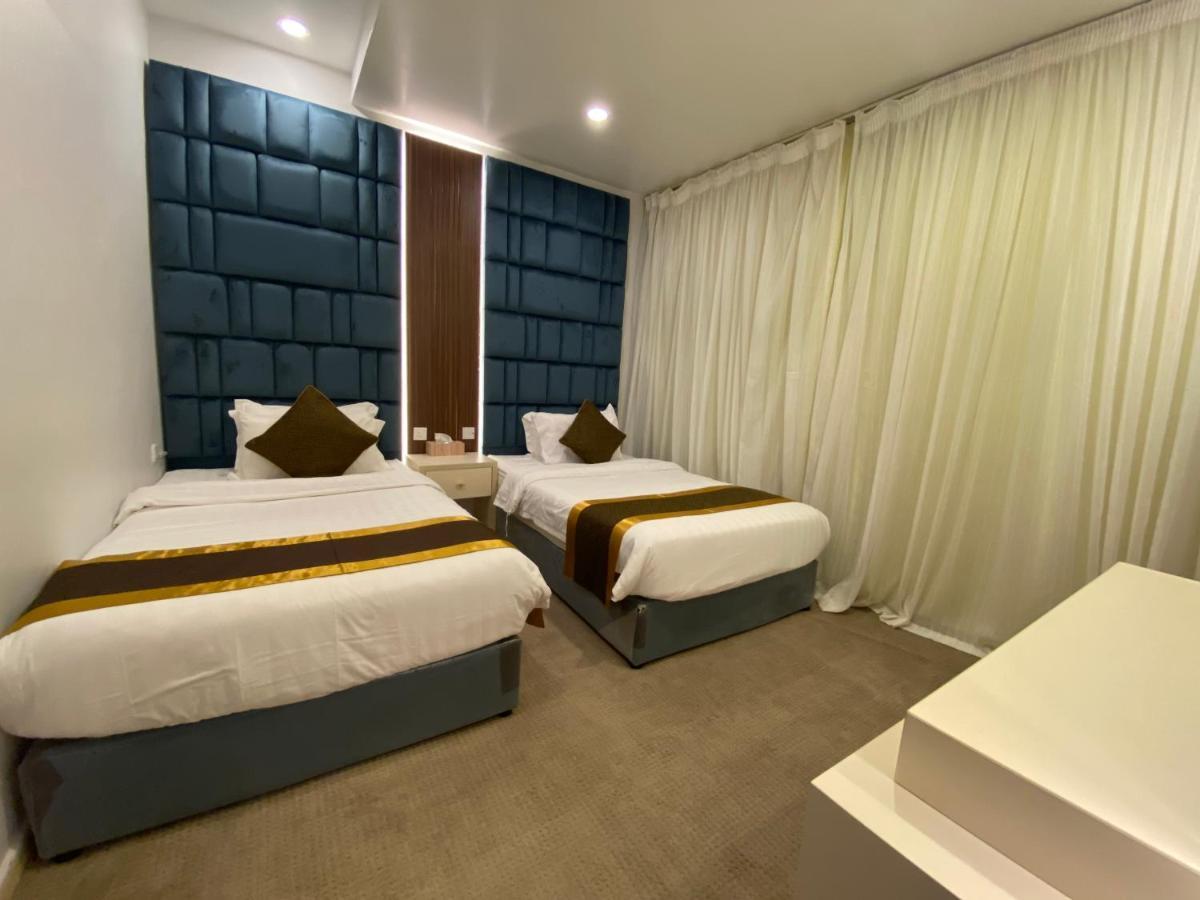 Areen Al Basateen Hotel Jeddah Exterior photo